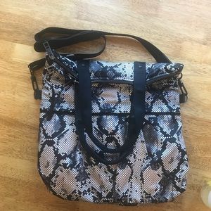 Lululemon cross body bag